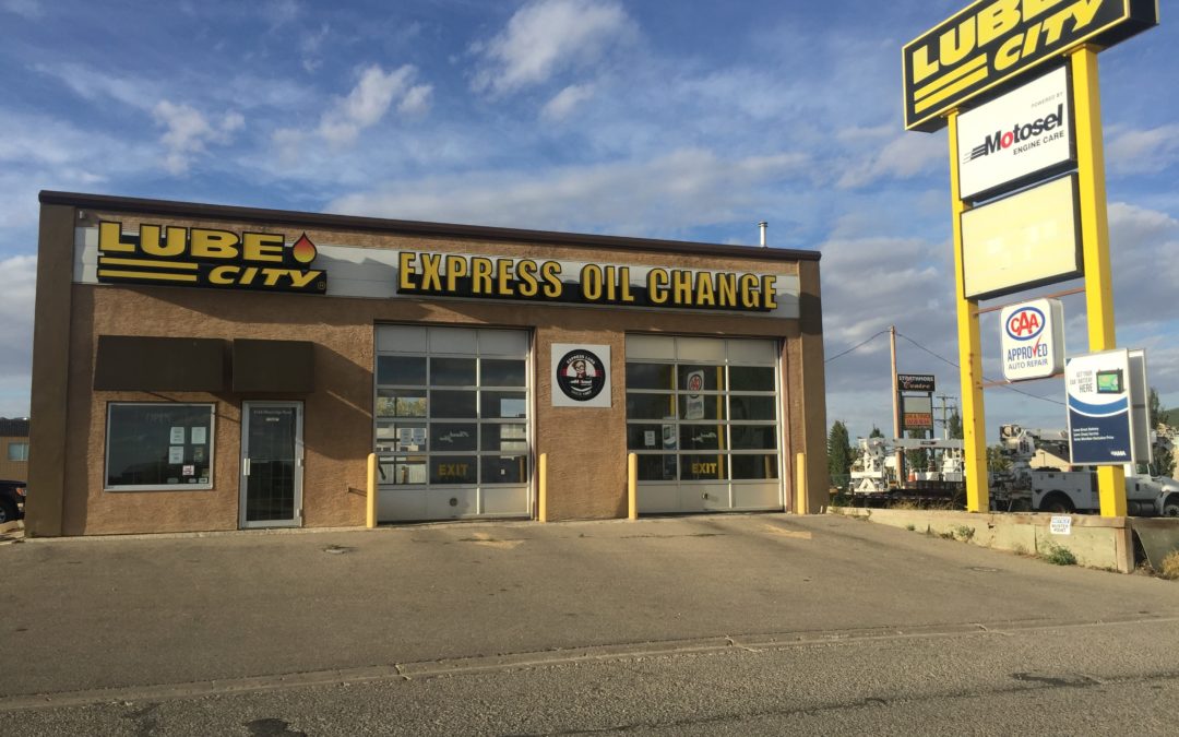 Strathmore Lube City Express Oil Change